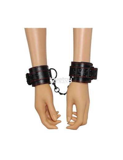 Черные наручники Bondage Fetish Pleasure Handcuffs с контрастной строчкой