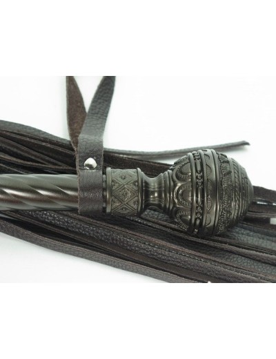 Коричневая плеть-скипетр - 63 см.