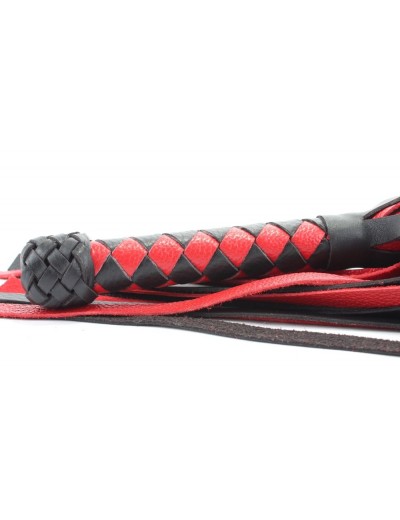 Черно-красная плеть с плетеной ромбовидной ручкой - 58 см.