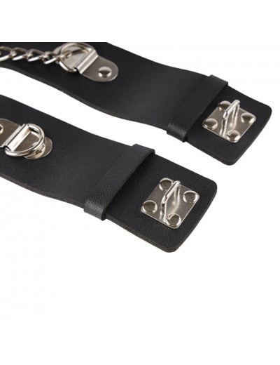 Черные гладкие наручники с металлическими вставками