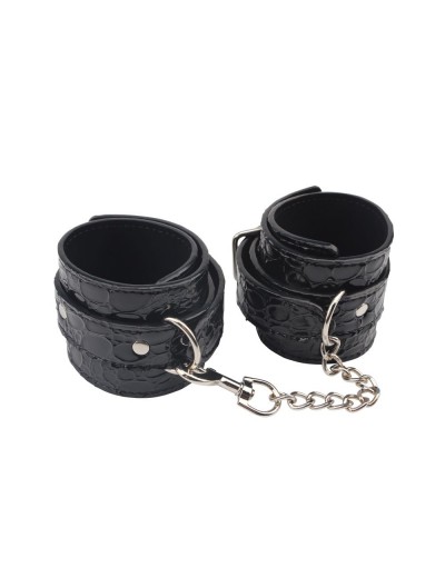 Черные оковы на карабине Be good Ankle Cuffs